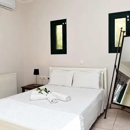 Family Cosy Vila, Swimming Pool, Close To Nauplio