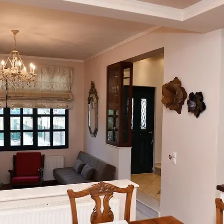 Family Cosy Vila, Swimming Pool, Close To Nauplio